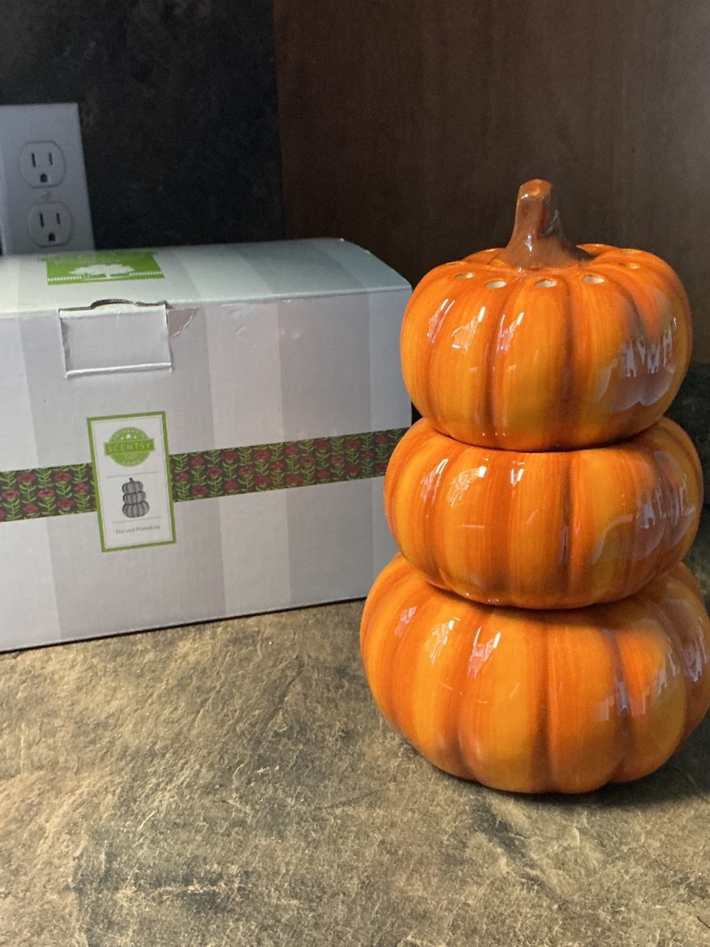 Scentsy Harvest Pumpkins Wax Warmer - New